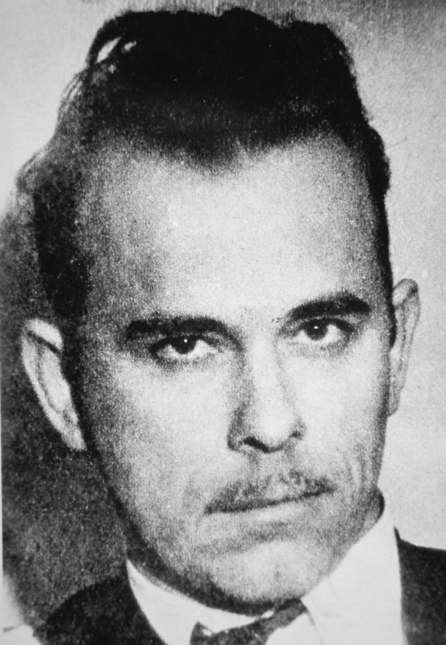 John Dillinger بواسطة مصور أمريكي