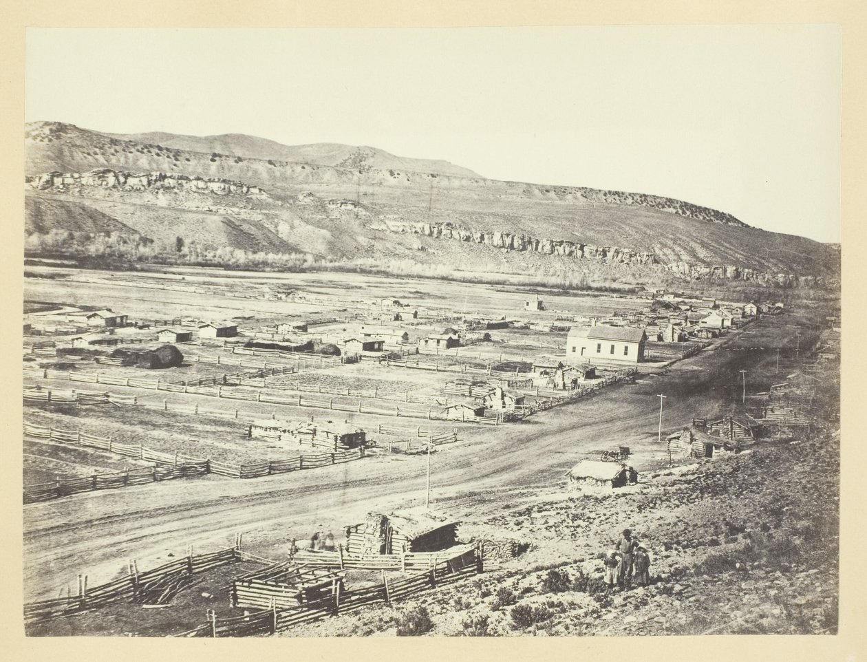  بواسطة أندرو جوزيف راسل