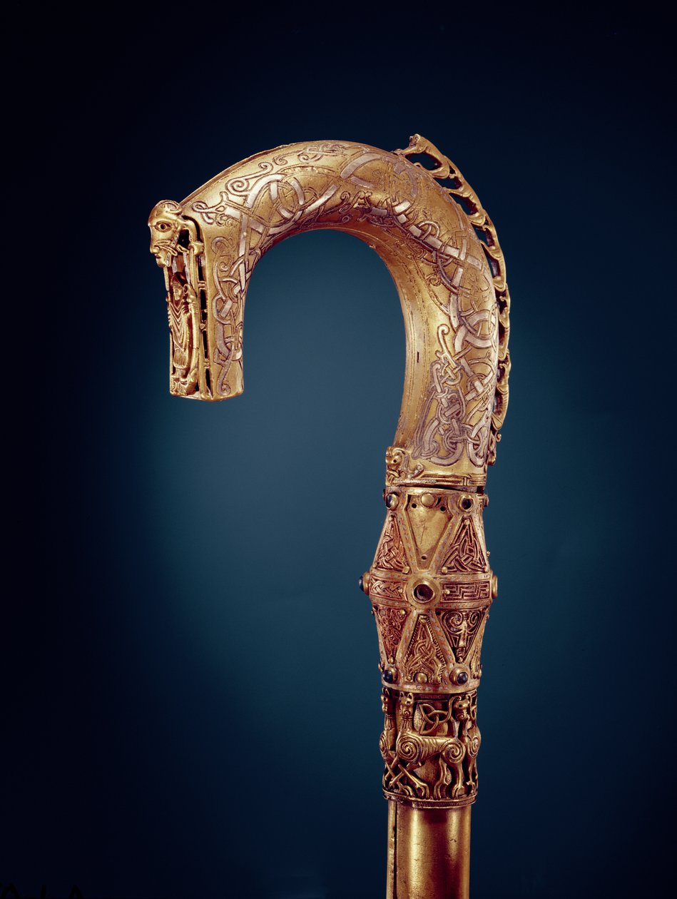 Clonmacnoise Crozier ، County Offaly ، Viking Age (خشب ملفوف في ورقة برونزية مع فضة مطعمة) بواسطة سلتيك