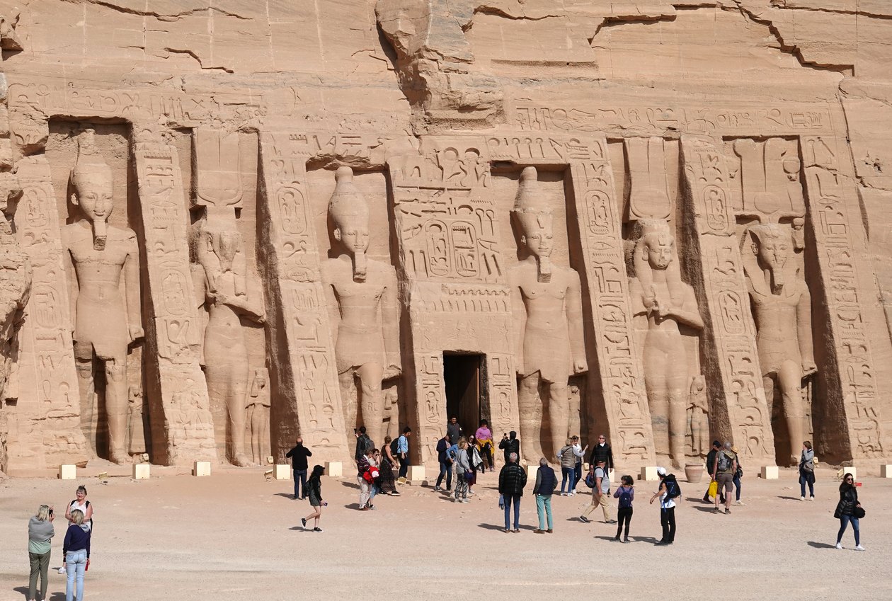  بواسطة مصري مصري