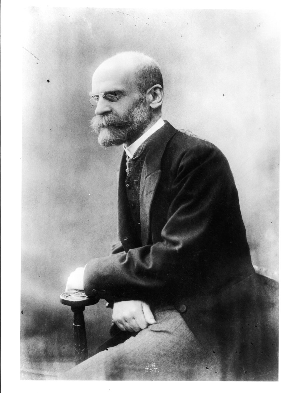 صورة لإميل دوركهايم (1858-1917) بواسطة مصور فرنسي