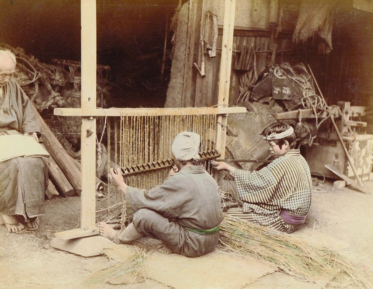 رجال يصنعون حصائر من القش ، 1890 بواسطة كوساكابي كيمبي