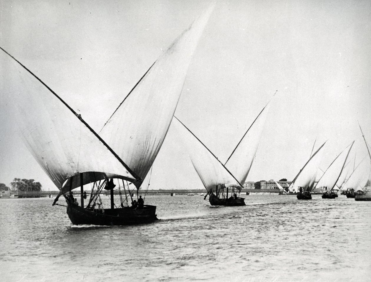 الإبحار على النيل ، 1880 ج بواسطة لانغاكي