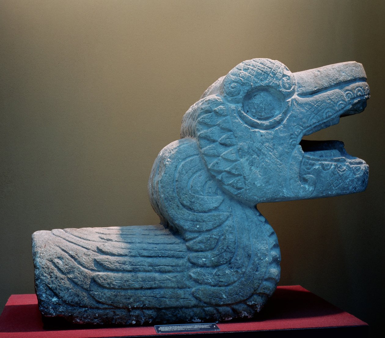 ثعبان مهروس ، 800-900 م (حجر ملون) بواسطة المايا