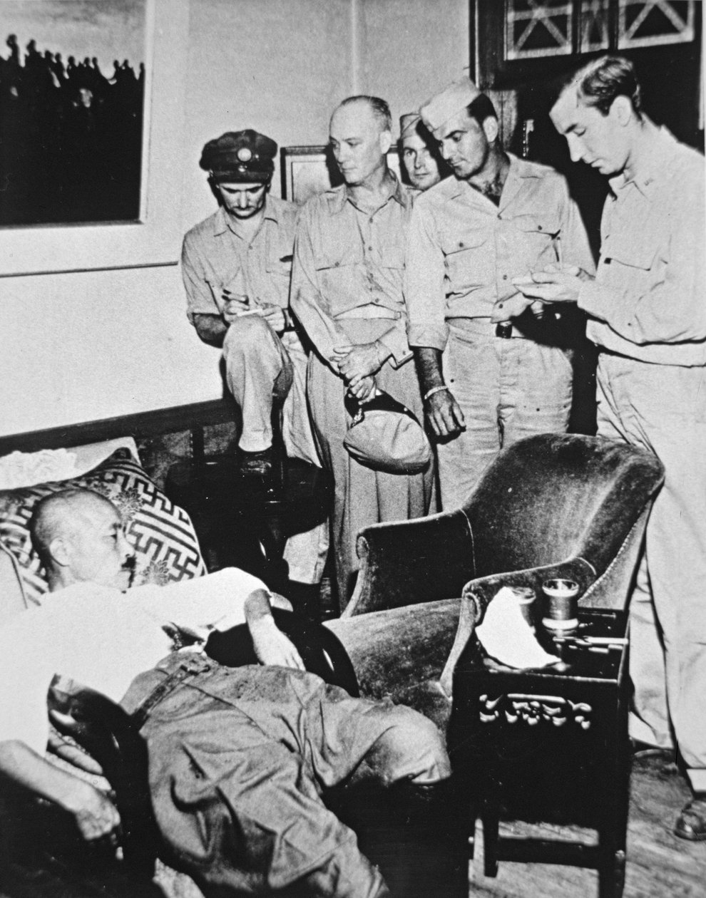 General Hideki Tojo بواسطة مصور فوتوغرافي ياباني