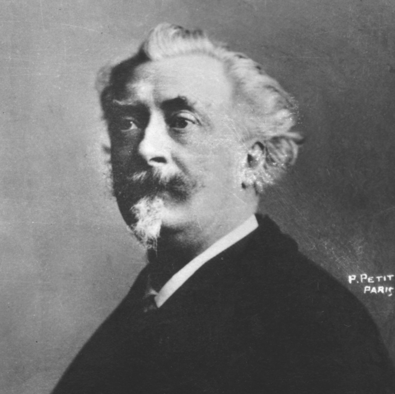 Allouard ، c1893. بواسطة بيير بيتيت