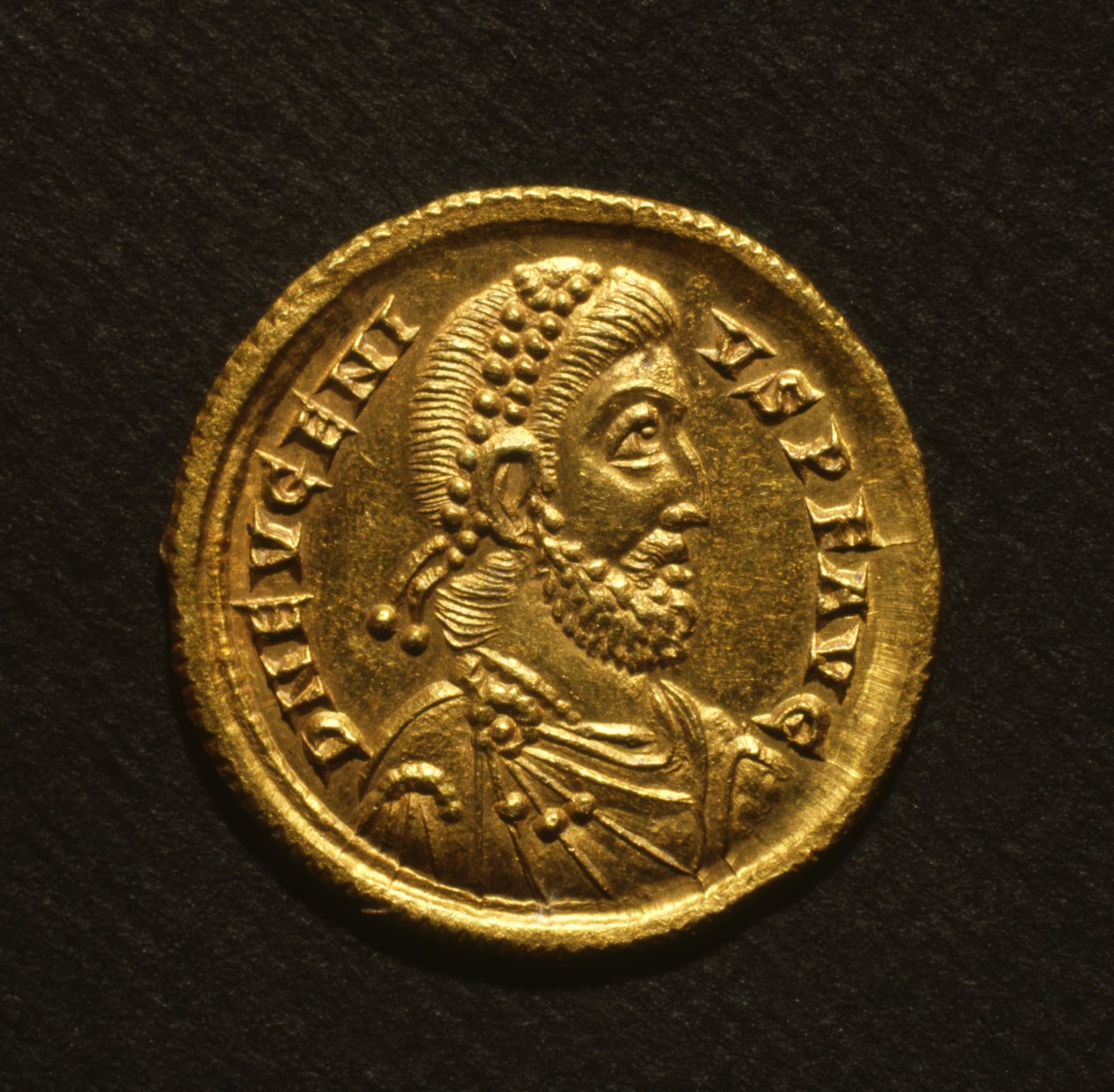 Solidus of Eugenius ، 392-94 (ذهبي) بواسطة رواية