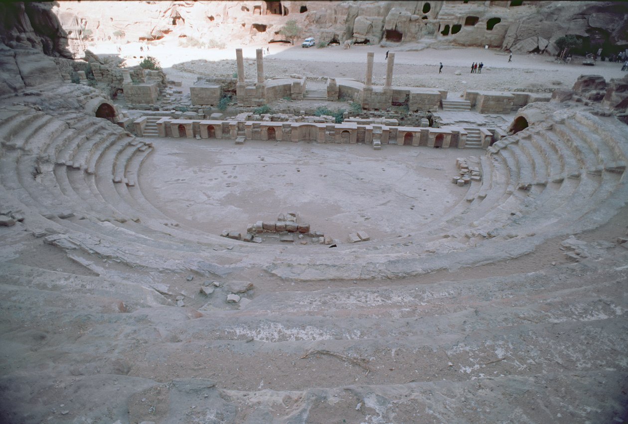 مسرح بواسطة رواية