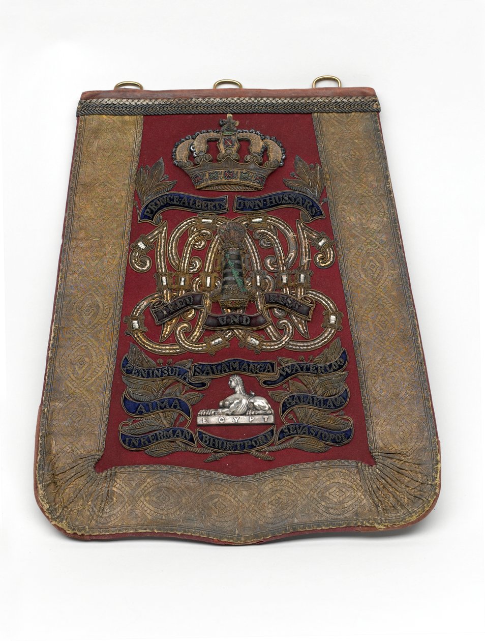 Sabretache بواسطة المدرسة الروسية