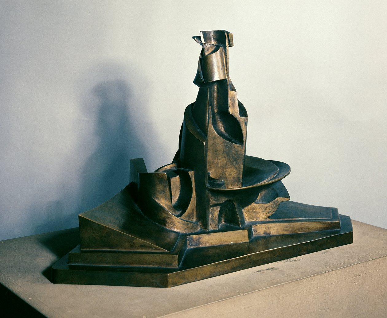 تطوير زجاجة في الفضاء ، 1912 (برونزي) بواسطة Umberto Boccioni