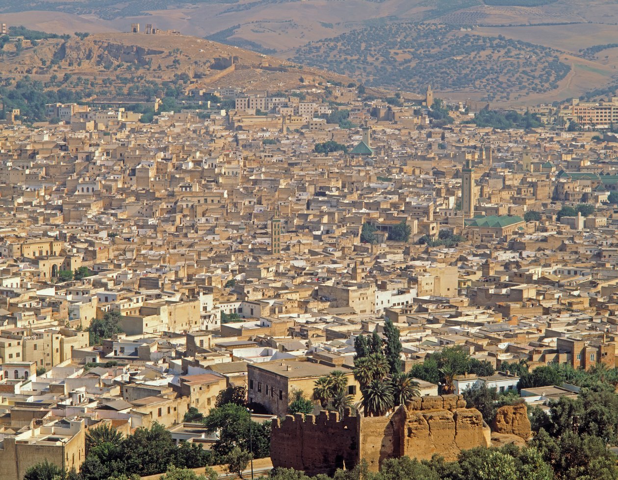 منظر جوي للمدينة بواسطة غير معروف غير معروف
