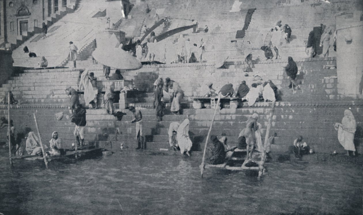 الاستحمام في بيناريس ، 1924 بواسطة غير معروف