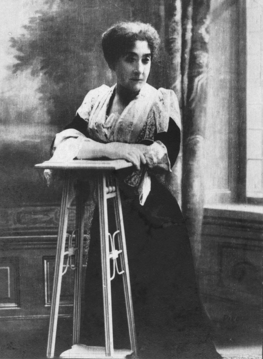 مدام دي بيربرون. ، c1893 بواسطة غير معروف