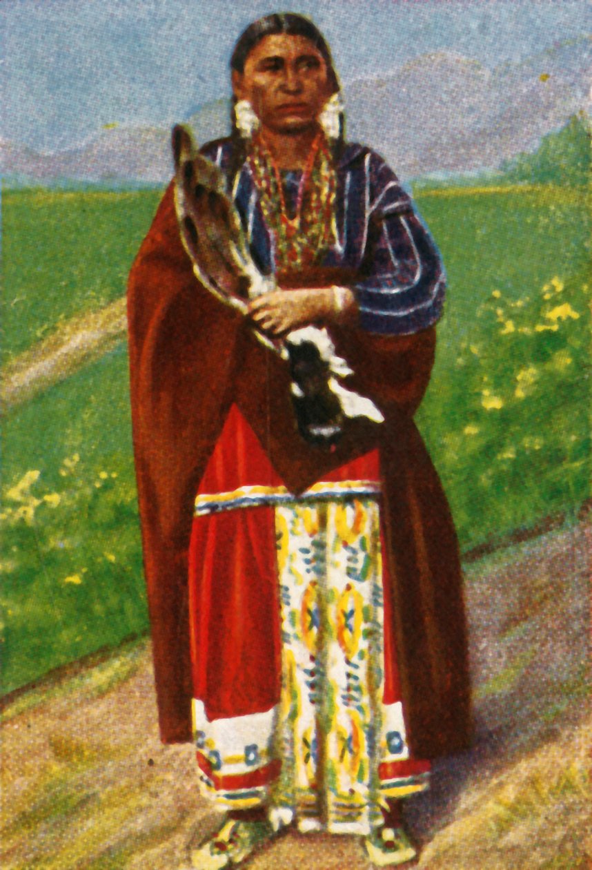 امرأة أمريكية أصلية ، c1928. بواسطة غير معروف