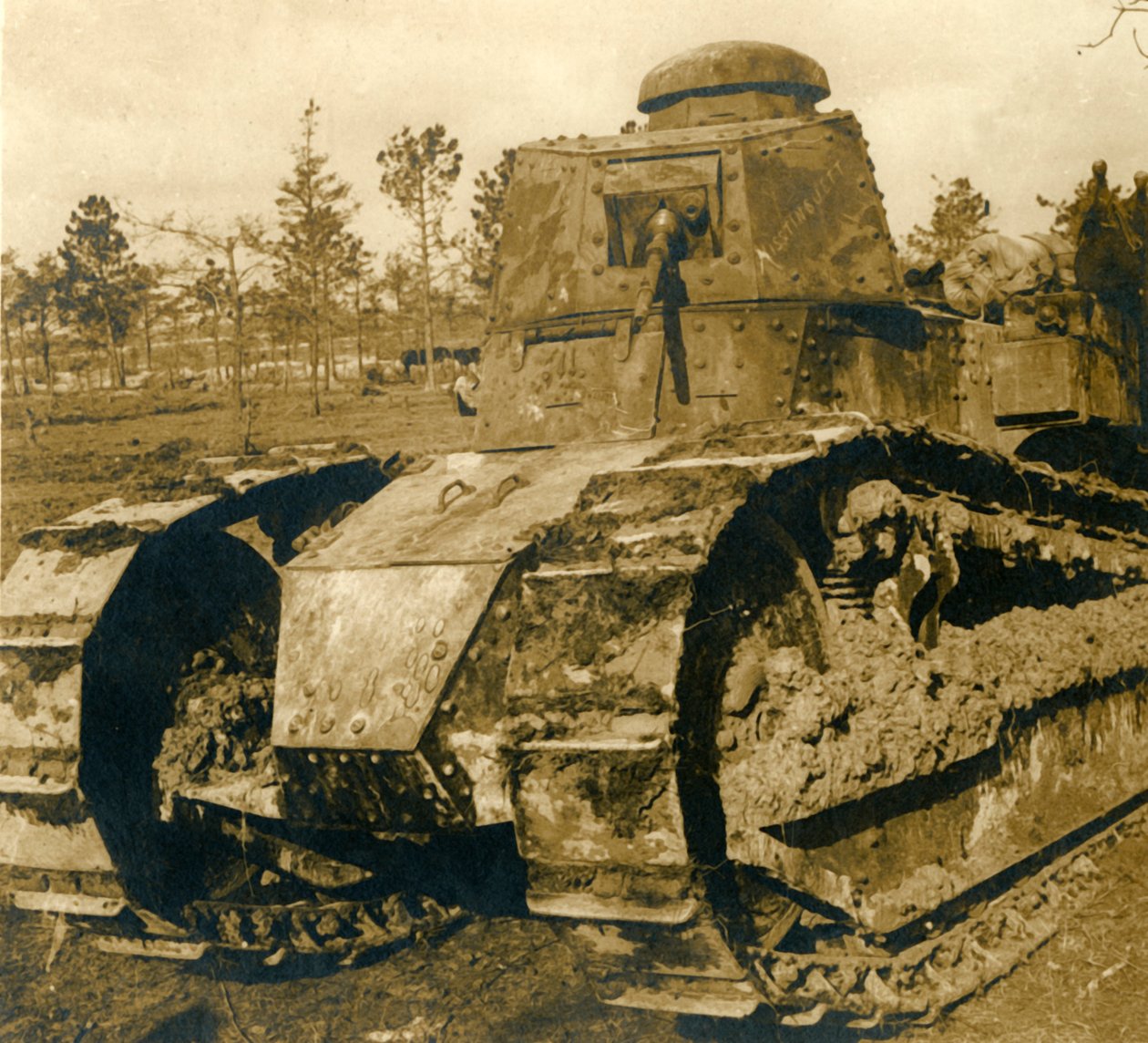 خزان رينو ، C1914-C1918 بواسطة غير معروف