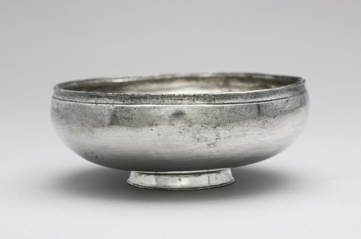 وعاء ، 350-450 بواسطة غير معروف