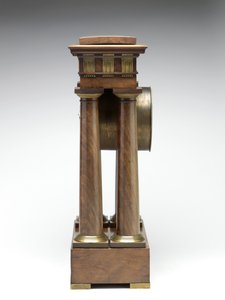 الساعة العشرية c.1798-1805 (الصنوبر والنحاس والمينا)